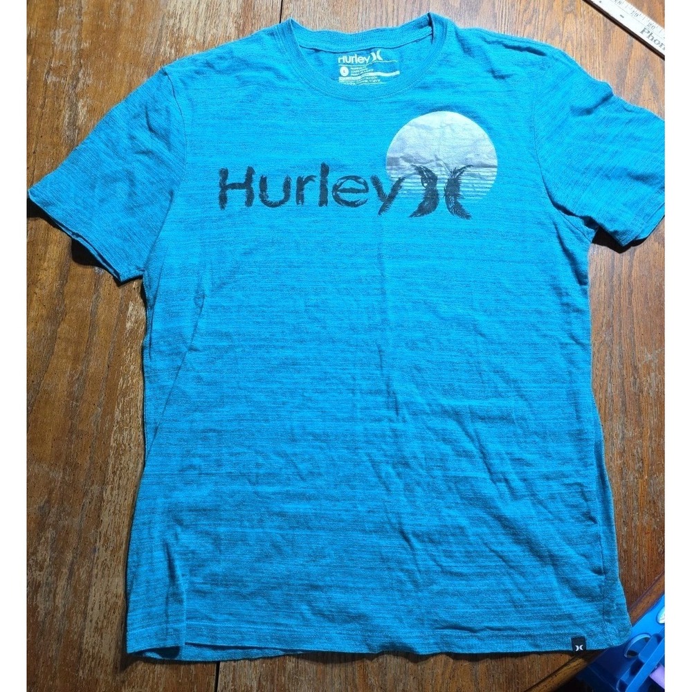Hurley Men's‎ Blue T-shirt Short Sleeve Blue Letters Medium Y2k Premium Fit